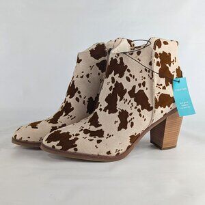 	Maurice's Dahlia Cow Print Ankle Boots- women's size 11, like new